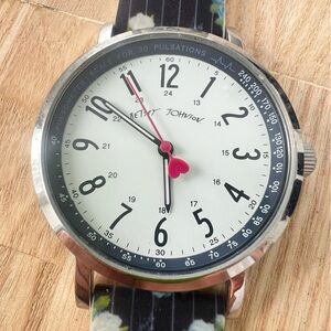 Betsey Johnson ladies floral fashion watch NEW BATTERY